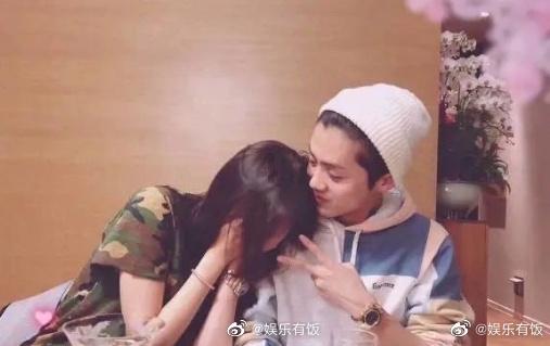 同色彩相撞